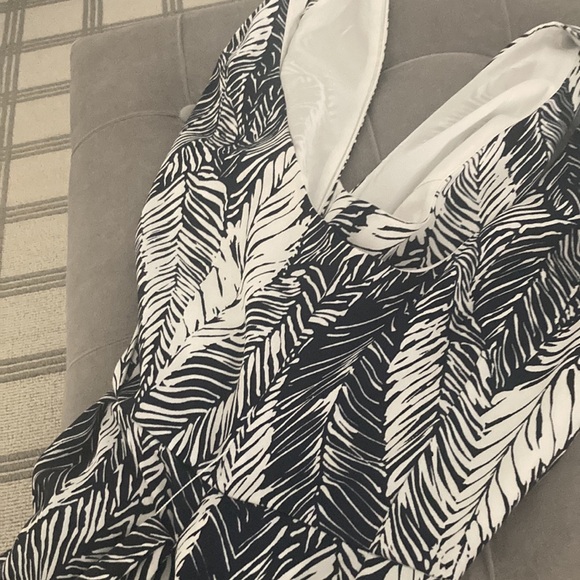 Club Monaco dark navy and white animal print jumpsuit- stunning! - Picture 2 of 3